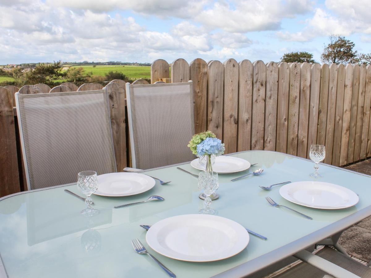 Llain Bach Apartamento Llangefni Exterior foto